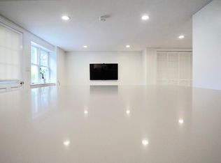 125 Montvale Ave #A, Woburn, MA 01801