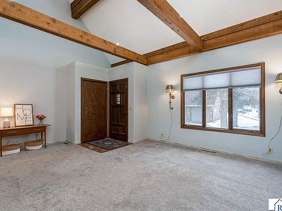 4th image of 1609 Pleasant View Dr