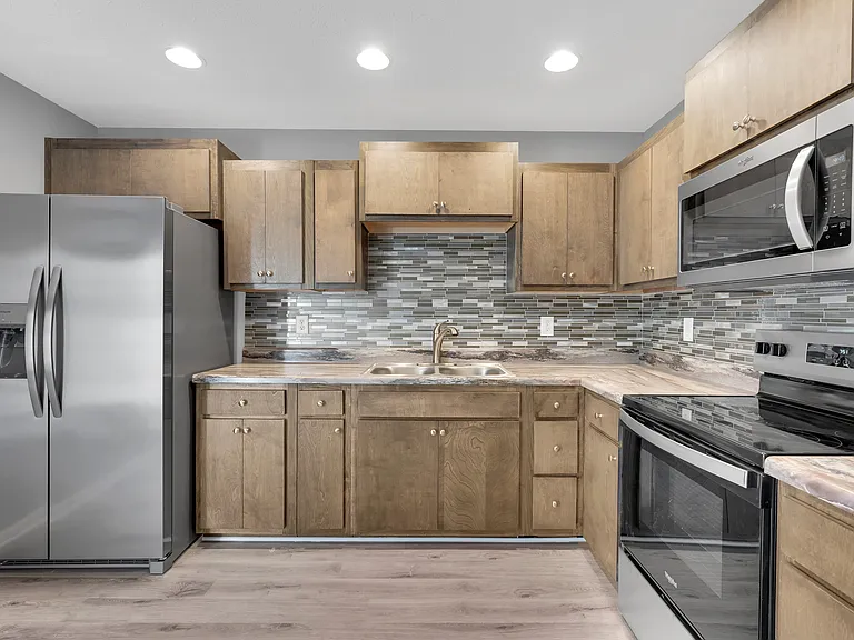 530 Noblitt Ln — Photo 16
