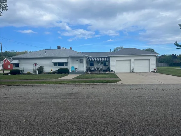 1470 W 35th St, Erie, PA 16508