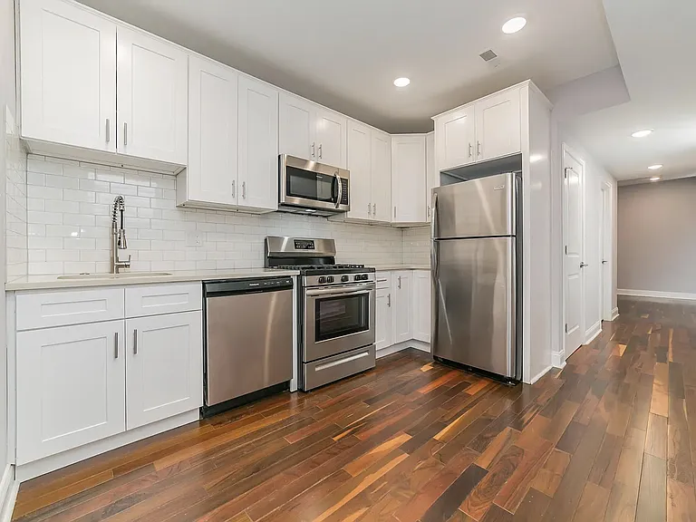 2521 Cecil B Moore — Photo 6