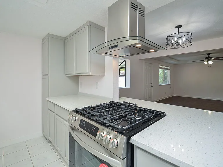3722 Brier Gardens Dr — Photo 10