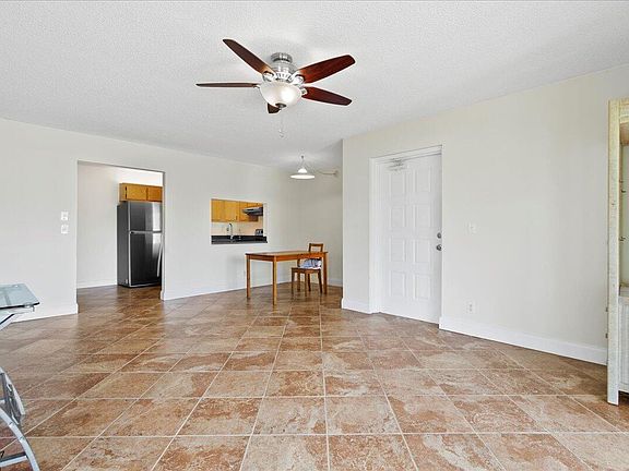 3rd image of 3664 Alder Drive #A2