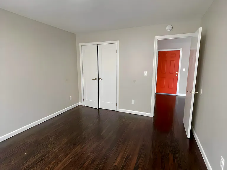 12-105 Willard St #104 — Photo 11