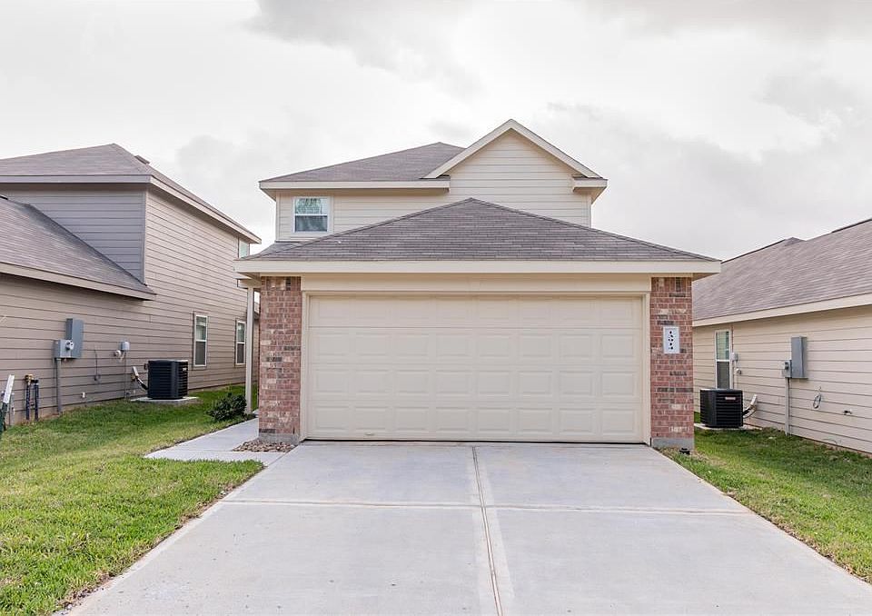 1st image of 13914 Westfield Dr