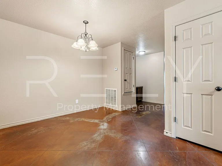 603 W Karey Dr — Photo 12