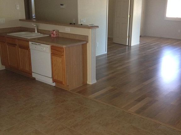 Kitchen/nook to great room