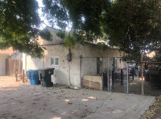 5894 Riverside Dr, Olivehurst, CA 95961