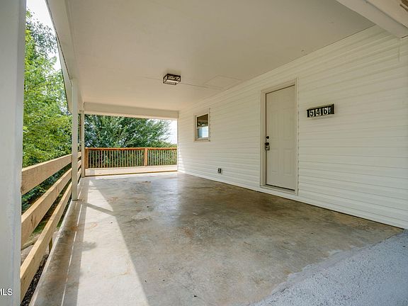 4th image of 546 Bays View Ct
