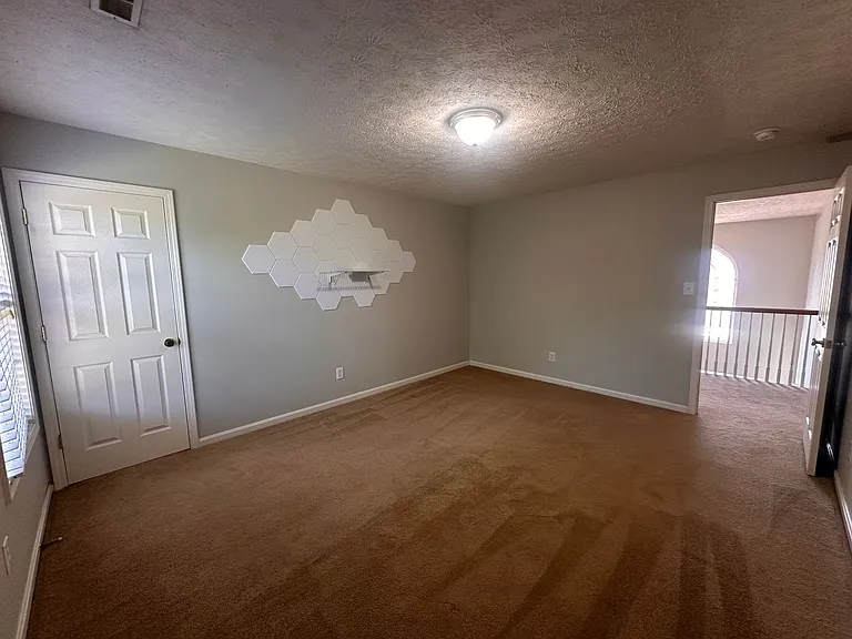 9406 Harlow Ct — Photo 22