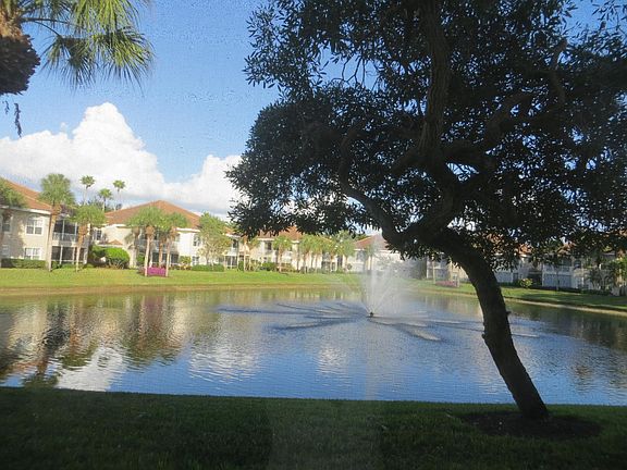 2nd image of 8421 Abbington Cir APT 411