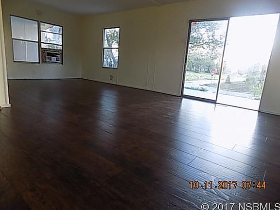 3rd image of 5400 Pineland Ave