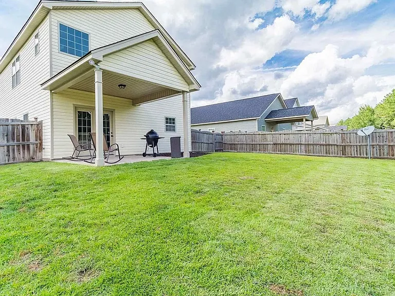 322 Tufton Ct — Photo 33