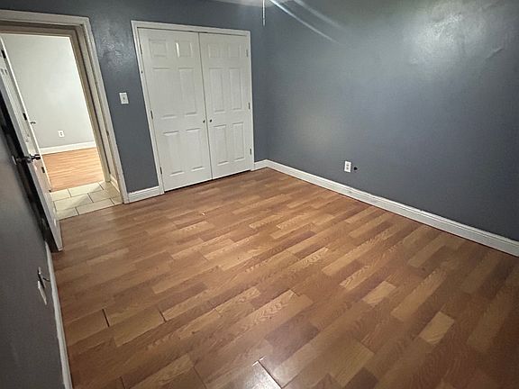 4th image of 9222 Warbler Ave