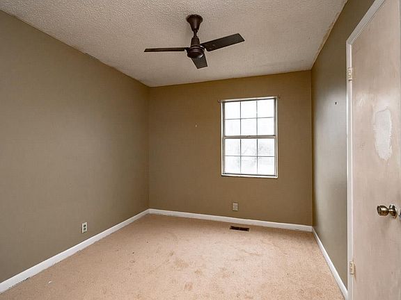 5th image of 463 Belinda Pkwy