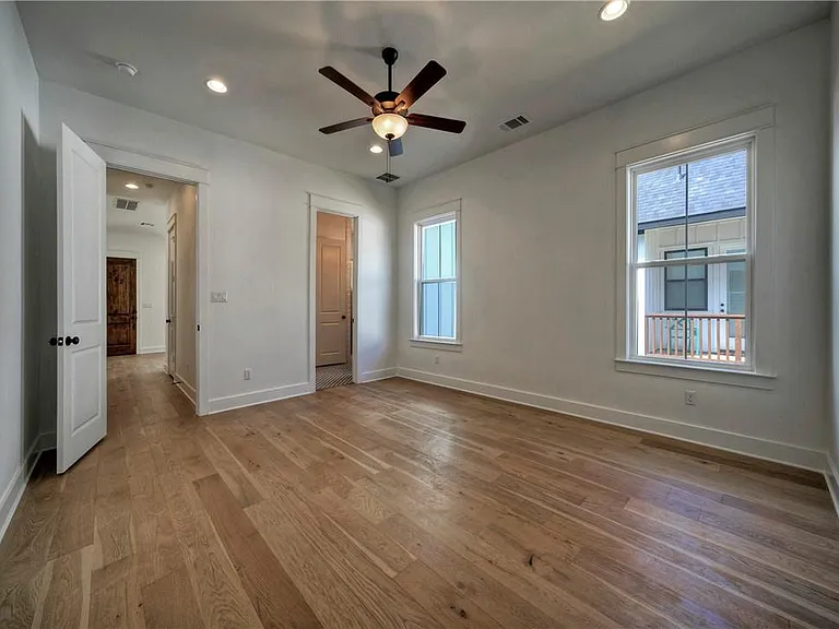 1010 Grant Wood Ave — Photo 16