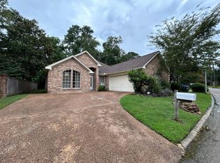 715 Trevino Ln, Conroe, TX 77302