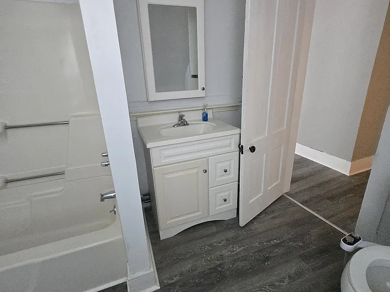 3 Keeble St #B — Photo 22