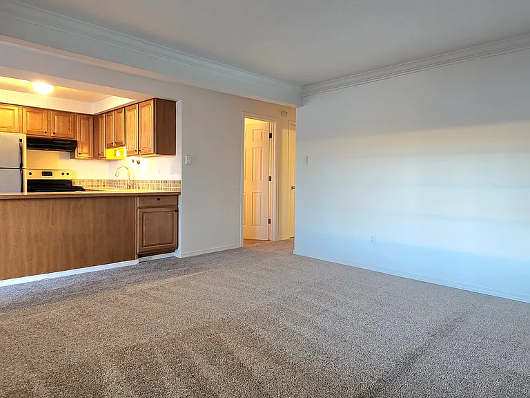 7302 6th Ave #12 — Photo 7