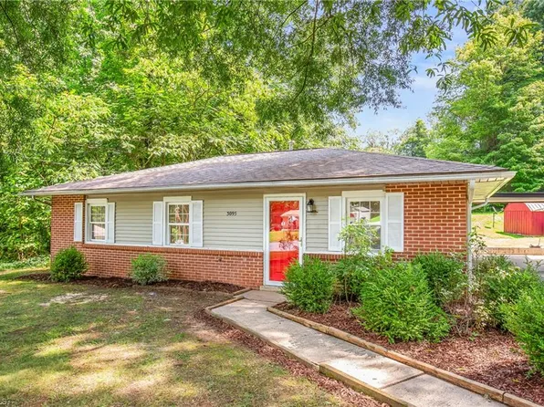 3095 Apollo Dr, Winston Salem, NC 27101