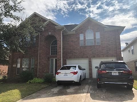 1st image of 9127 N Ferndale Place Dr