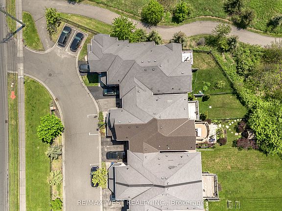 4th image of 9704 McLaughlin Rd N #3