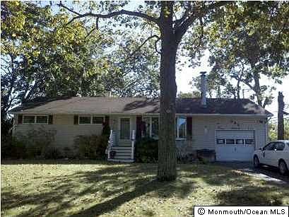 1st image of 1 Poplar St