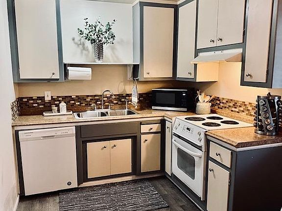 3rd image of 1223 Bonanza Ave APT 7