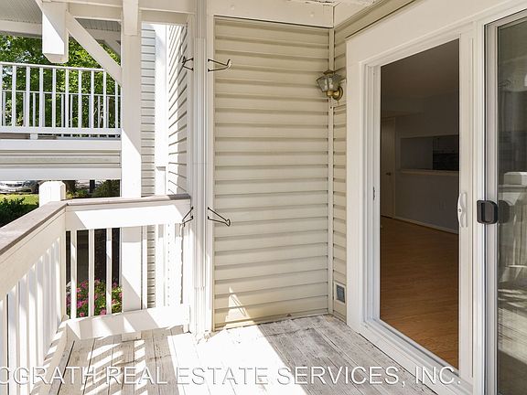 4th image of 2905-C S Woodley St #3
