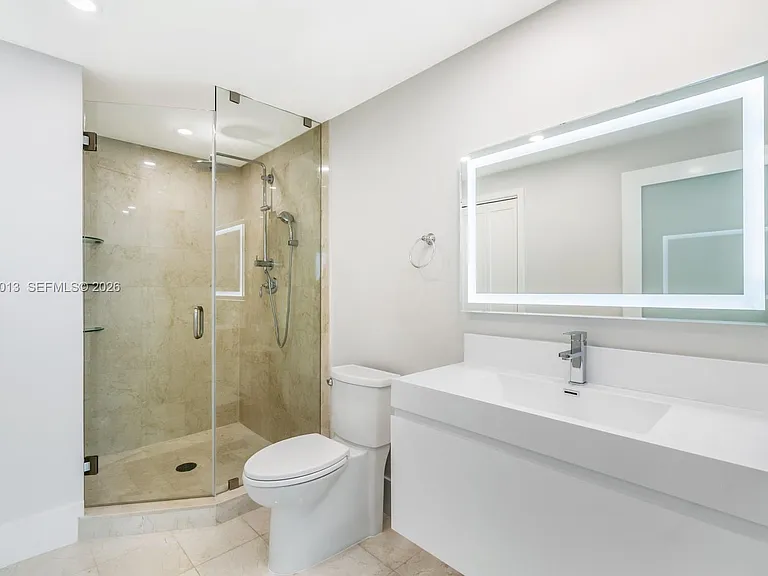 6799 Collins Ave #1404 — Photo 14