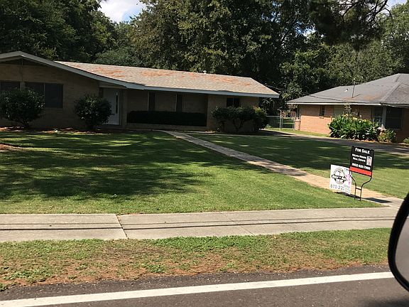 2nd image of 1504 S Lakeshore Dr
