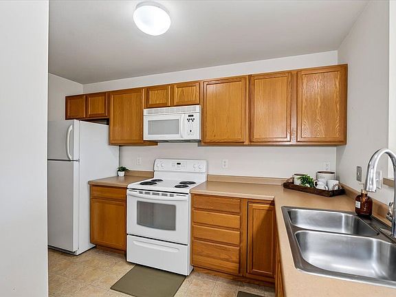 4th image of 1634 Kings Mill Way APT 202