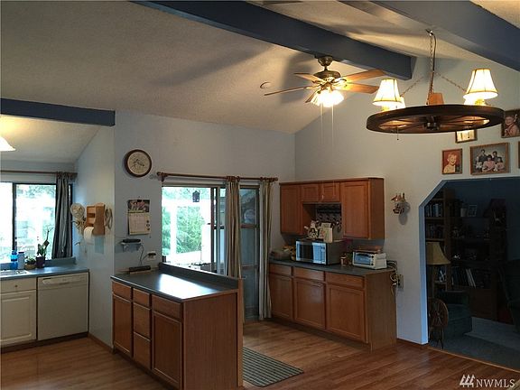 5th image of 2114 108th Ave SE