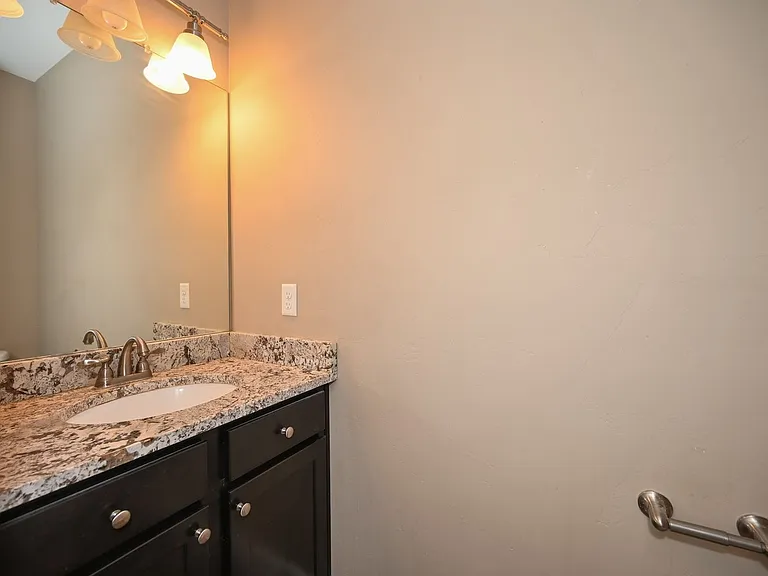 13078 S Elm Hollow Ct — Photo 29