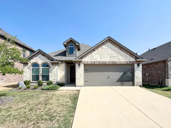 10809 Table Bluff St, Aubrey, TX 76227