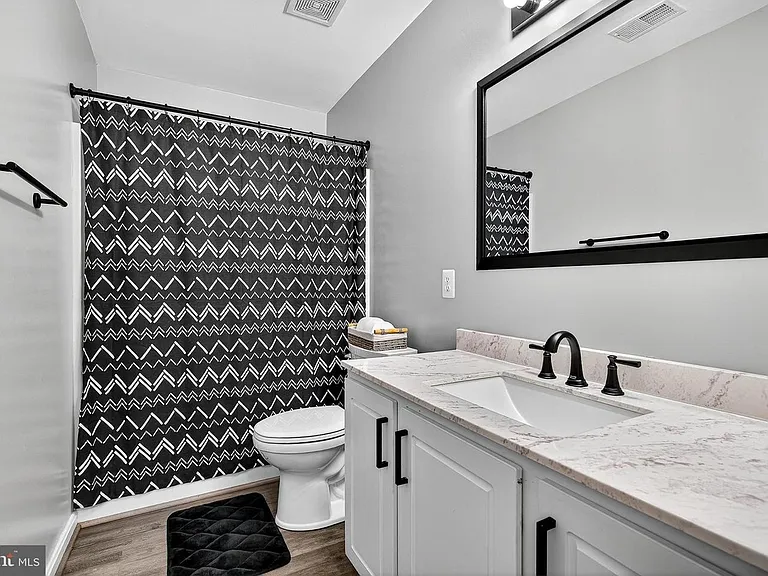 27 Planetree Dr #1 — Photo 22