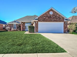 4908 Byron Cir, Yukon, OK 73099