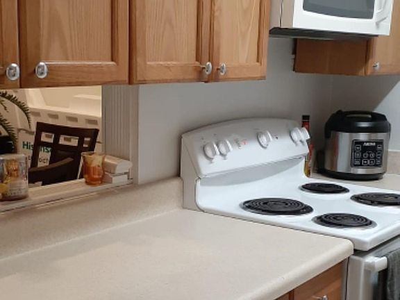 5th image of 3290 S Semoran Blvd Unit 15