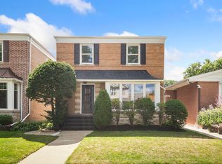 2817 W Jerome St, Chicago, IL 60645