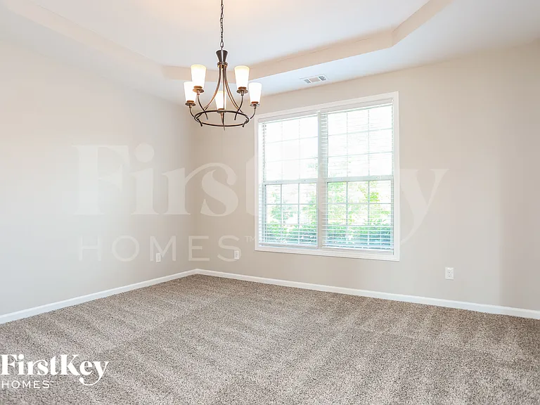 224 Woodmill Way SW — Photo 5