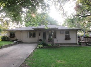 1004 Lenore St, Rock Falls, IL 61071