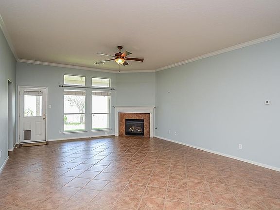 5th image of 3834 Katy Hollow Dr