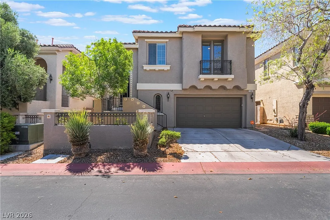 4 bed, 3.0 bath, 1882 sqft, $2,600 — Photo 1