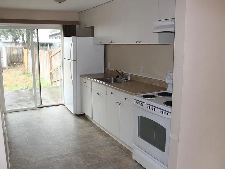 5415 Detroit Ave SW #B — Photo 12