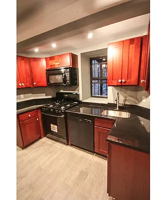 Rented by MetroNest | media 36