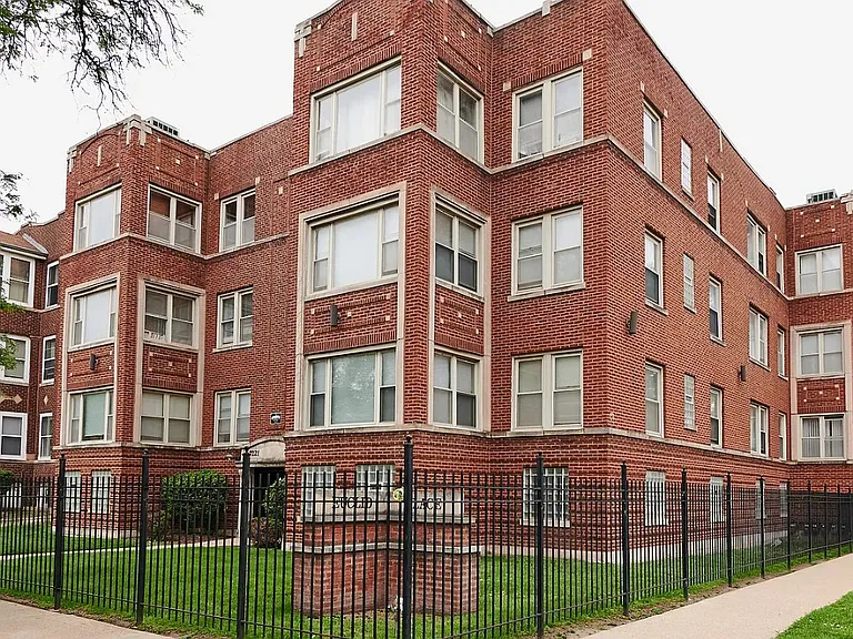 7223 S Euclid Ave #1C — Photo 1