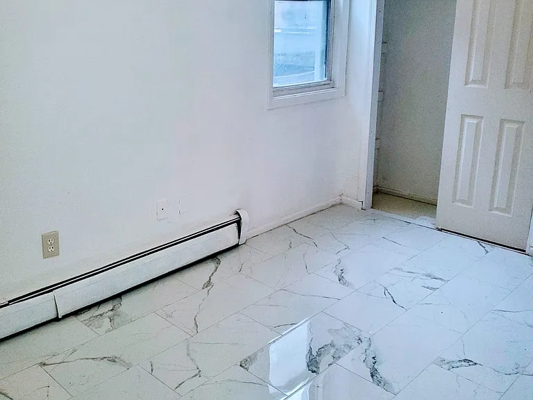 85 Logan Ave #2 — Photo 5