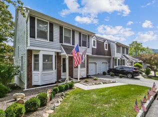 12 Pheasant Run, Hackettstown, NJ 07840