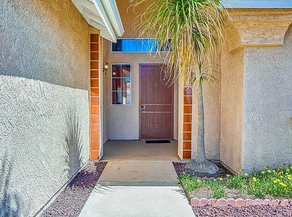 4th image of 2618 Alegre Ave