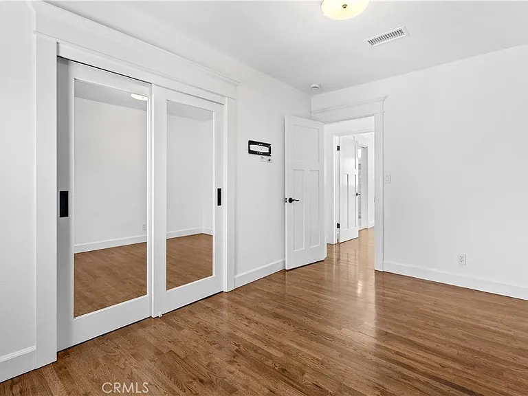 659 W Sycamore Ave — Photo 16